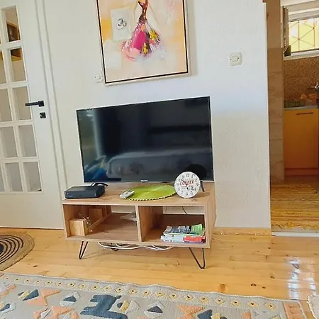 Lägenhet Lovely Place With A View Of