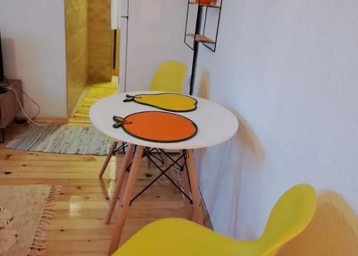 Lovely Place With A View Of Апартаменты *