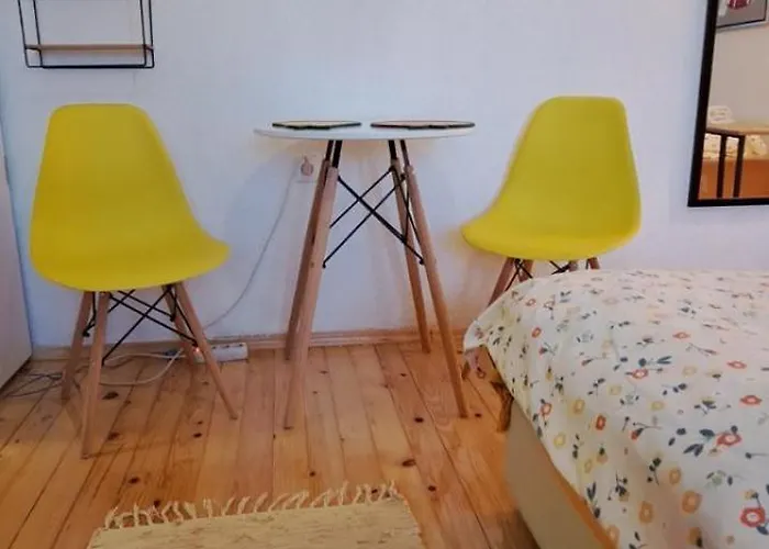 Lovely Place With A View Of Апартаменты